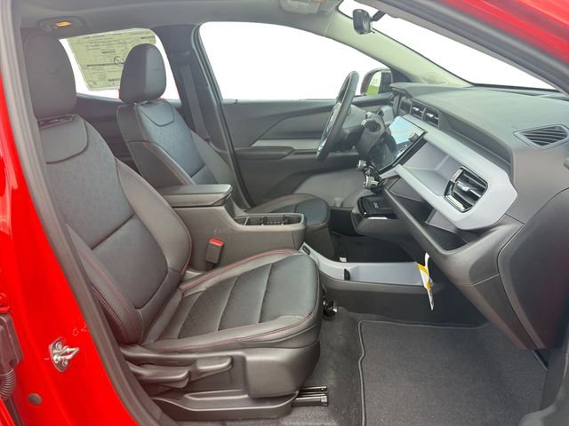 New 2027 Chevrolet Bolt RS w/ Technology Package FWD image 13