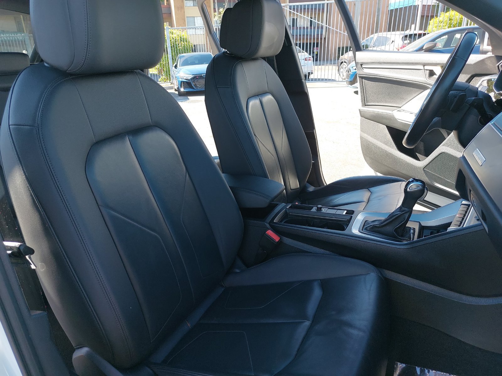 Used 2024 Audi Q3 2.0T Premium w/ Convenience Package AWD/4WD image 10