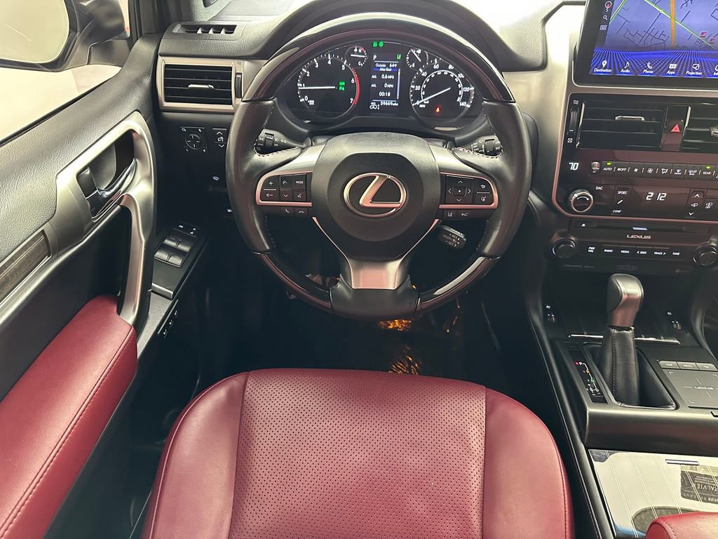 Used 2022 Lexus GX 460 Luxury w/ Sport Design Package image 30