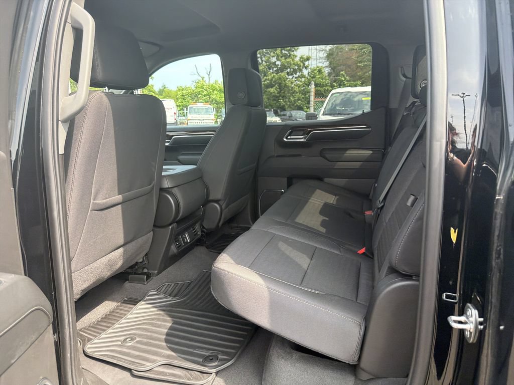 Used 2024 GMC Sierra 1500 Elevation AWD/4WD image 13