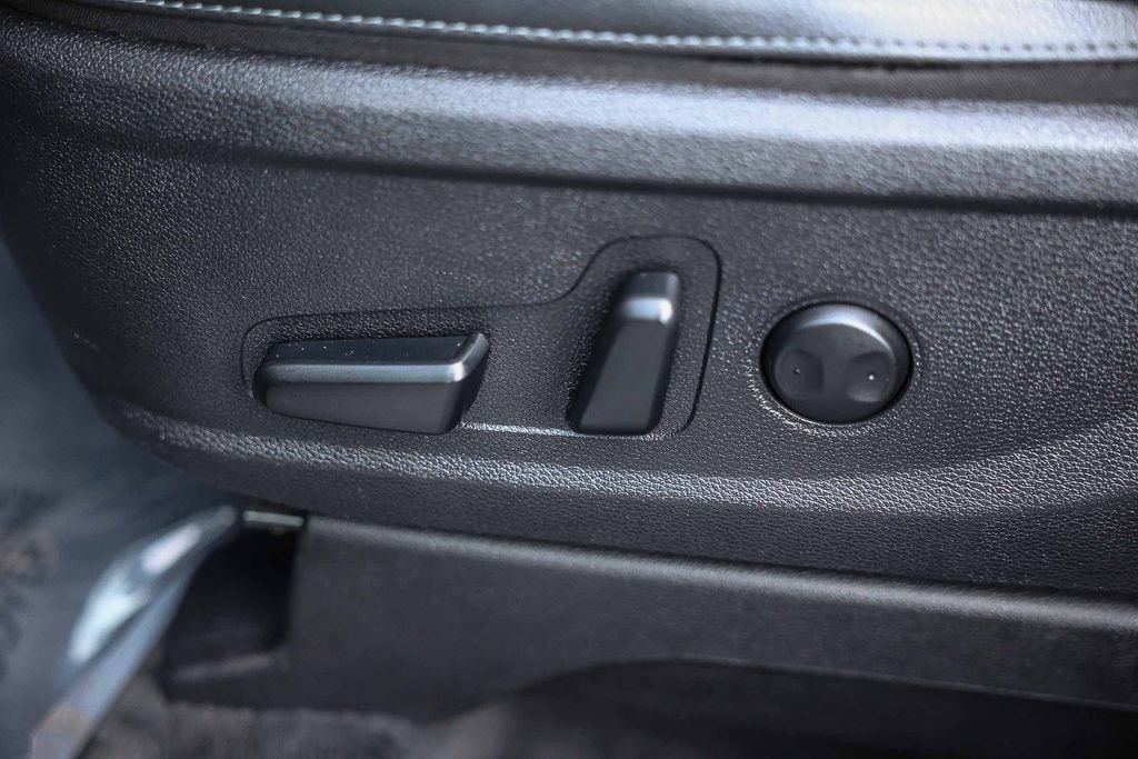 Used 2021 Kia Telluride EX w/ EX Premium Package image 26