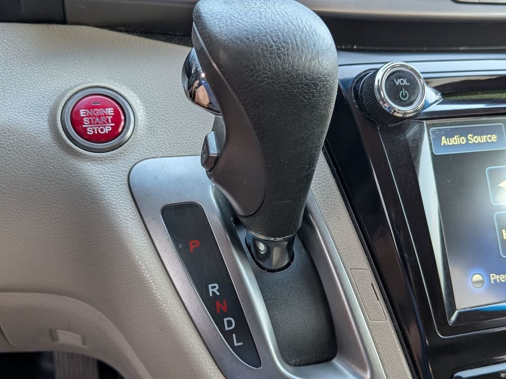 Used 2017 Honda Odyssey SE image 21