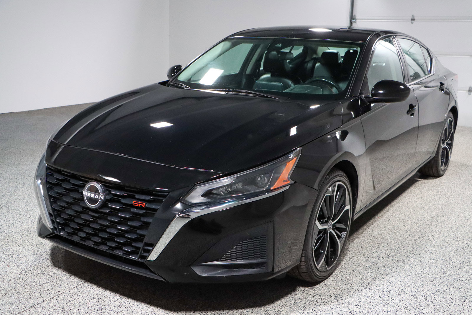 Used 2024 Nissan Altima 2.5 SR image 29