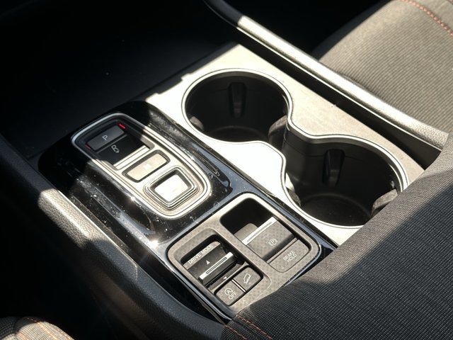 Used 2024 Honda Pilot Sport image 16