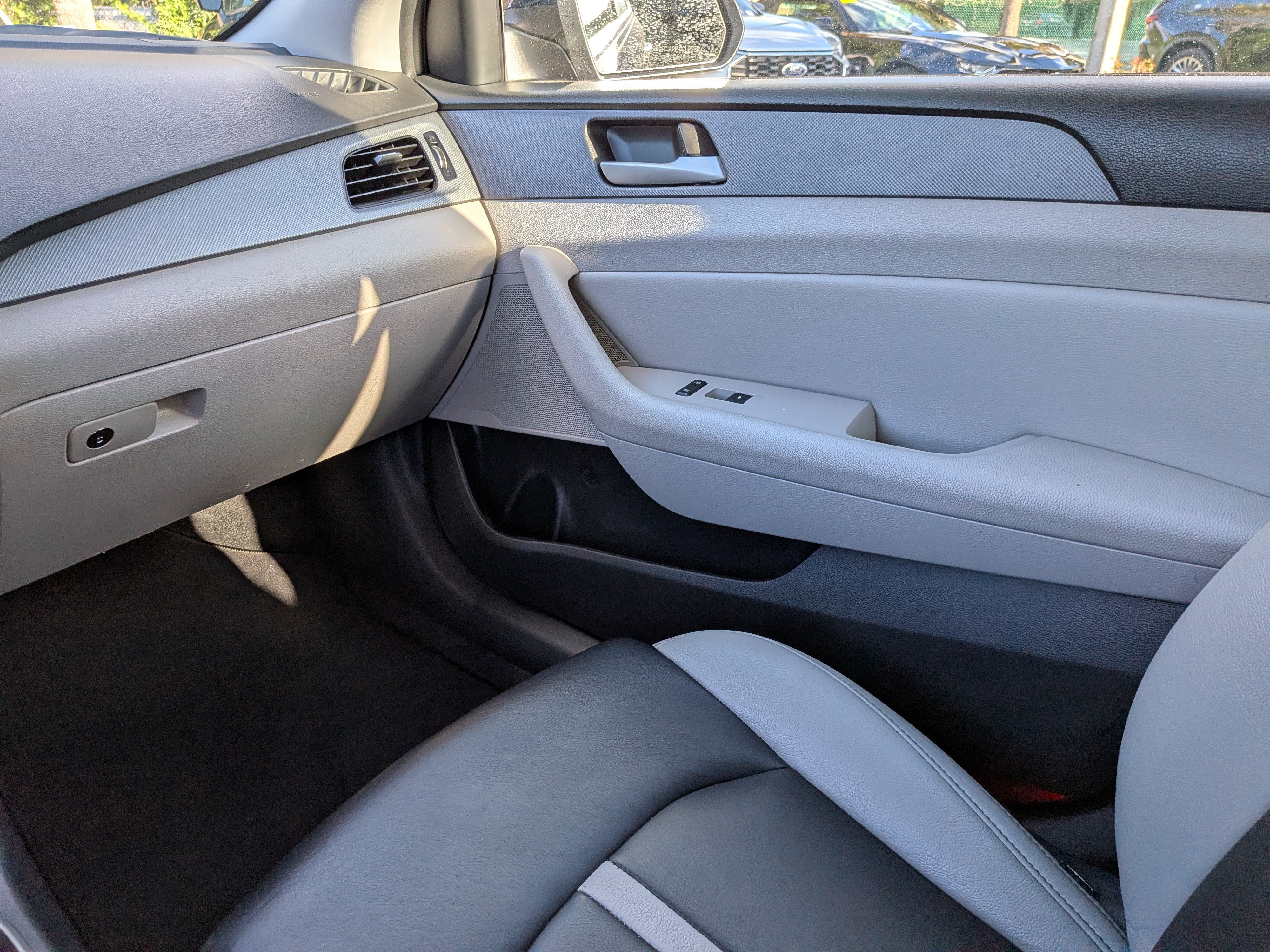 Used 2018 Hyundai Sonata SEL FWD image 18
