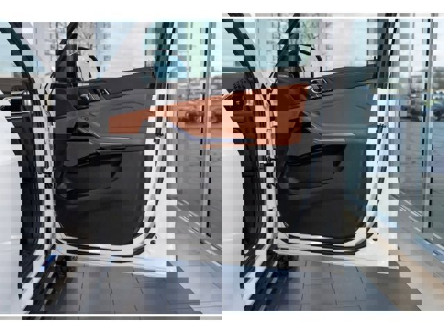 New 2026 BMW X5 xDrive50e image 55