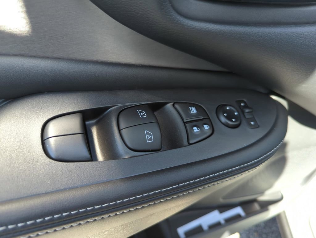 Certified 2024 Nissan Murano SV FWD image 26