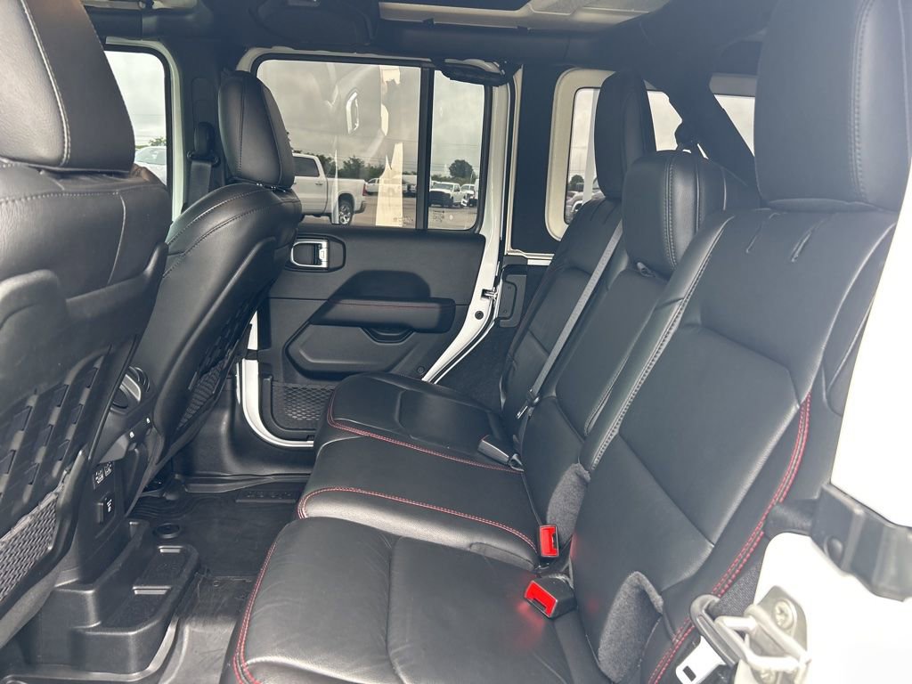 Used 2021 Jeep Wrangler Unlimited Rubicon AWD/4WD image 15