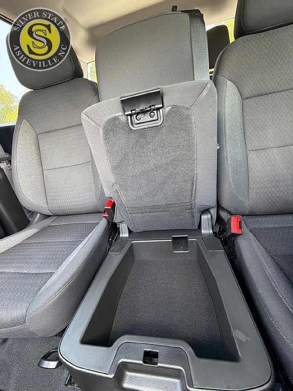 Used 2023 Chevrolet Silverado 1500 LT image 22