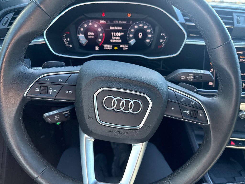 Used 2025 Audi Q3 2.0T Premium AWD/4WD image 2