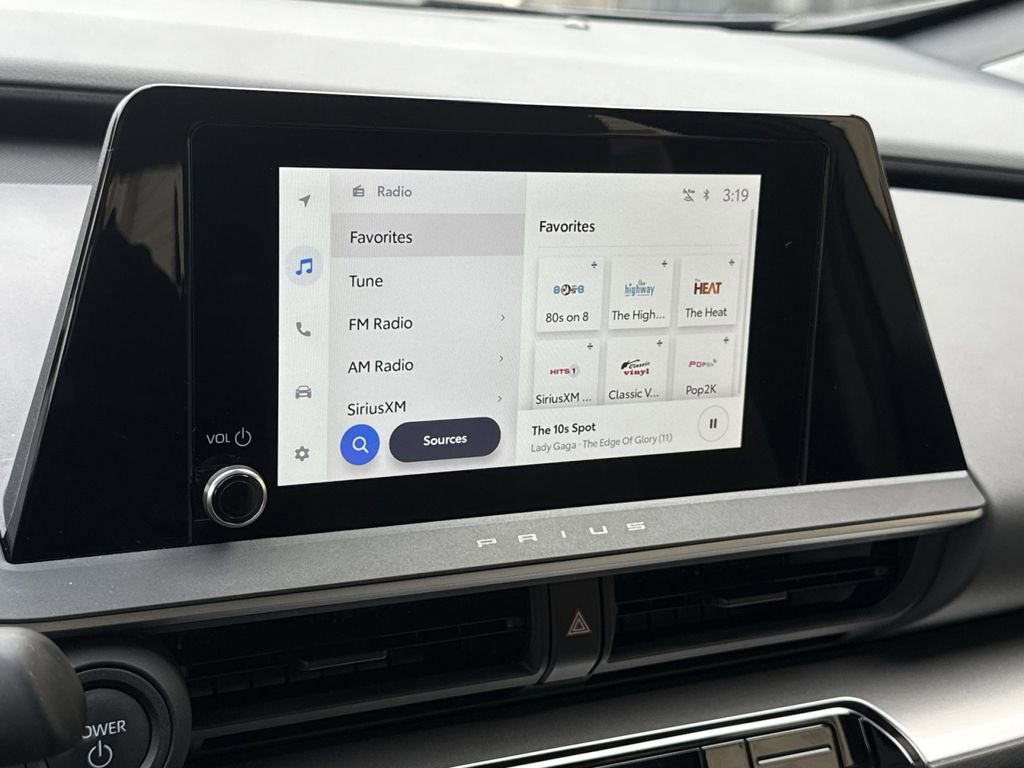 Used 2024 Toyota Prius LE image 18