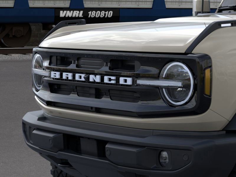 New 2026 Ford Bronco Outer Banks w/ Sasquatch Package image 19