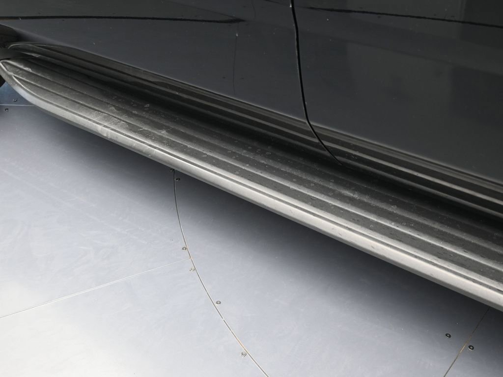 Used 2020 Chevrolet Suburban LT image 35