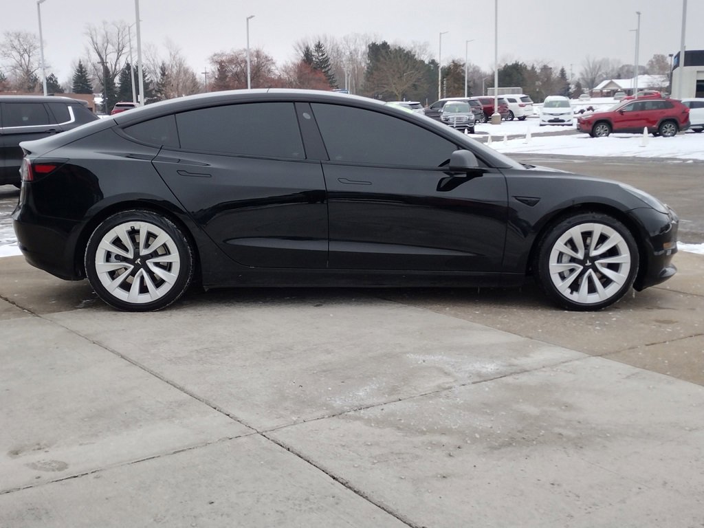 Used 2022 Tesla Model 3 Long Range image 16