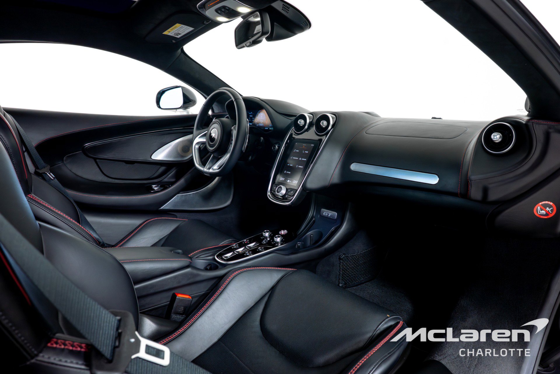 Used 2023 McLaren GT RWD image 19