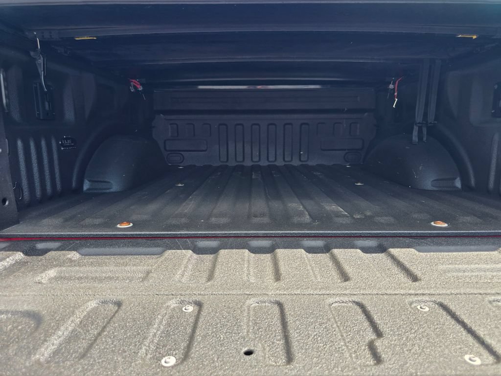 Used 2015 Ford F150 XLT w/ Equipment Group 302A Luxury AWD/4WD image 13