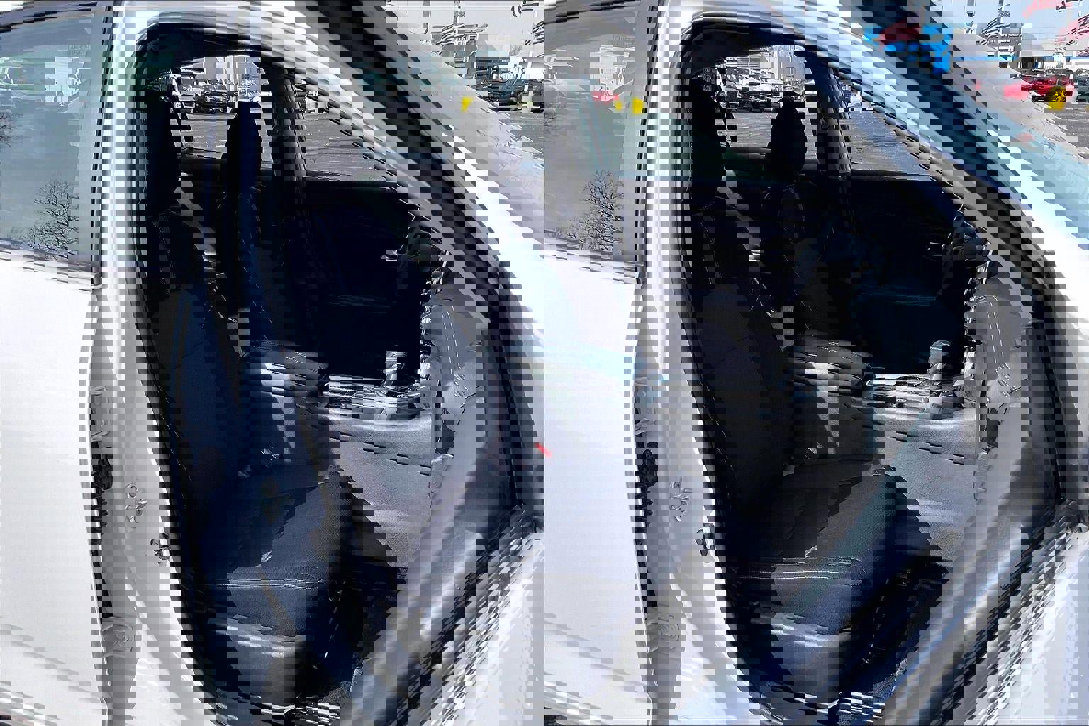 Used 2024 Nissan Sentra SV image 7