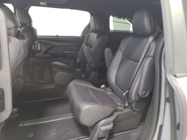 Certified 2026 Toyota Sienna XSE AWD/4WD image 19