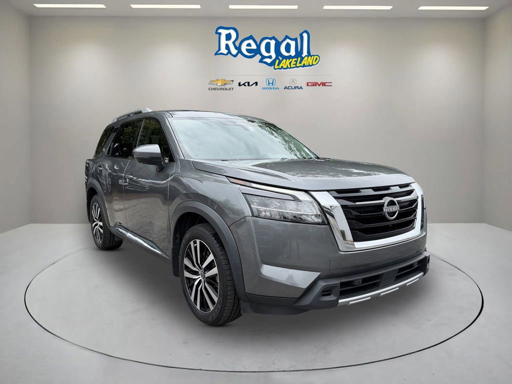 Used 2024 Nissan Pathfinder Platinum w/ Cargo Package image 1