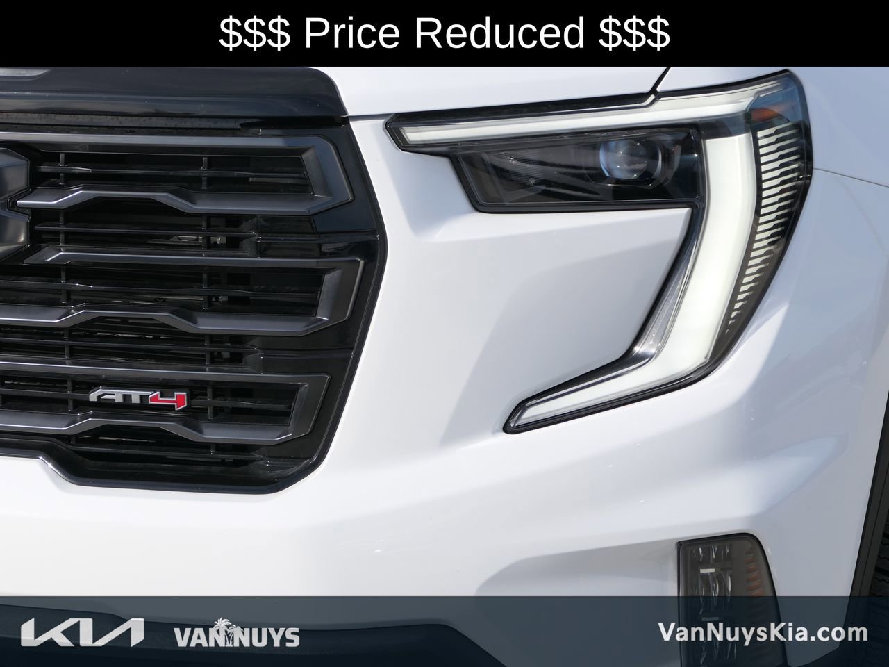 Used 2024 GMC Acadia AT4 w/ LPO, Floor Liner Package image 8