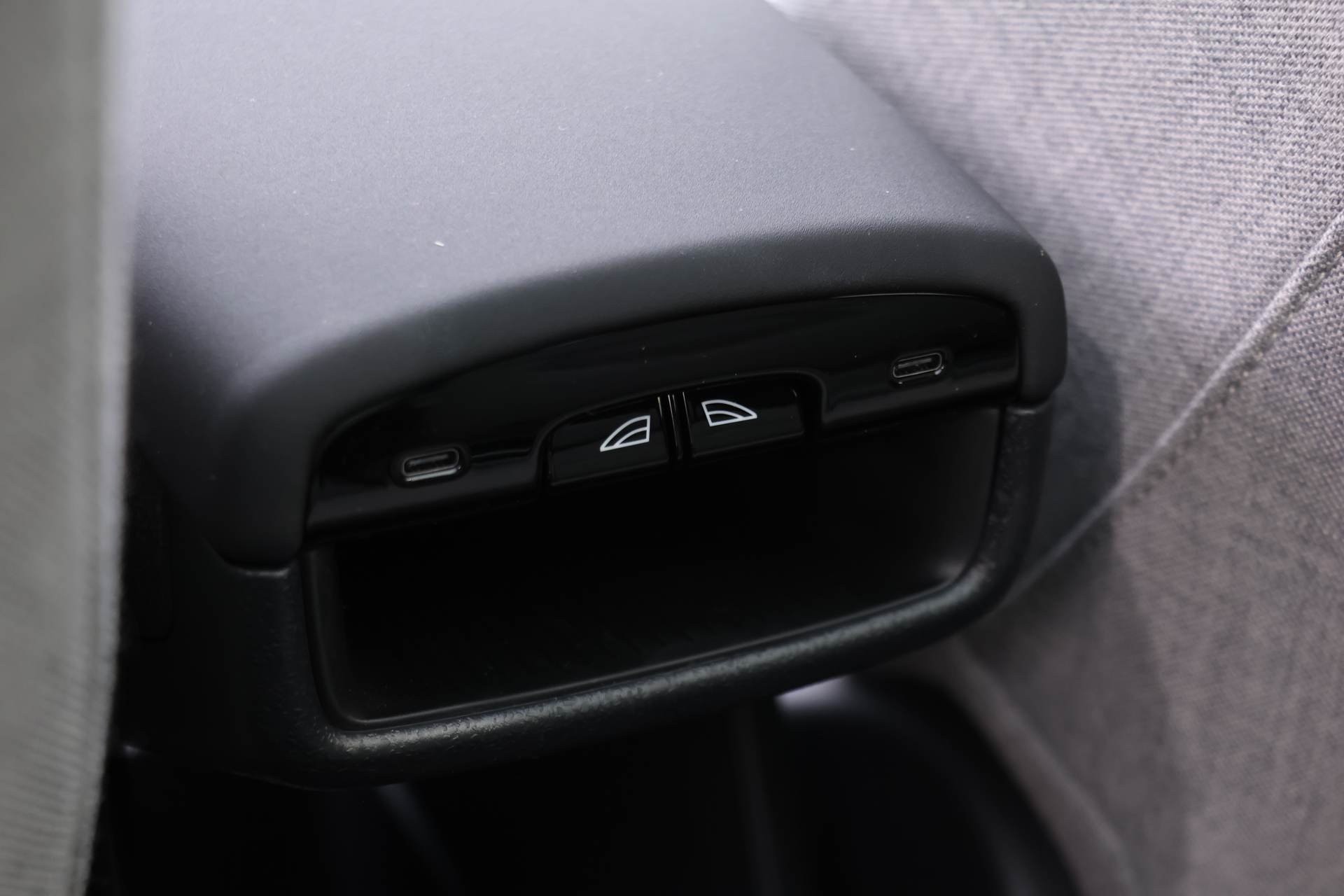 New 2025 Volvo EX30 Ultra w/ Climate Package image 15