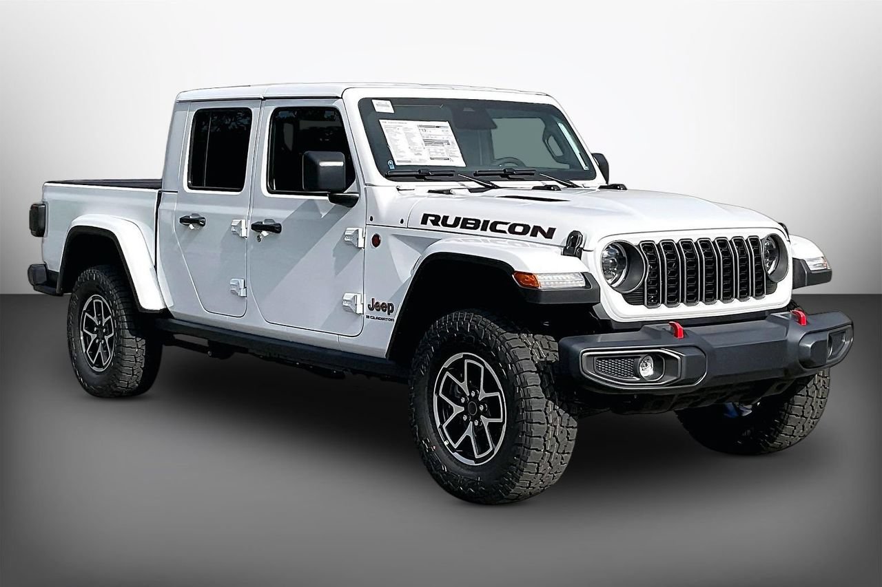 New 2026 Jeep Gladiator Rubicon w/ Steel Power Dome Hood Package AWD/4WD image 2