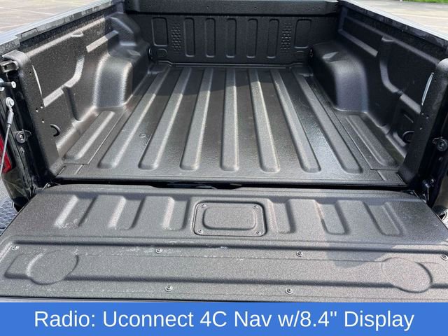 Used 2022 Jeep Gladiator Sport image 15