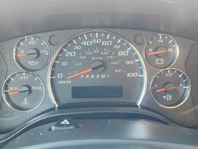 New 2025 Chevrolet Express 4500 w/ Power Convenience Package RWD image 27