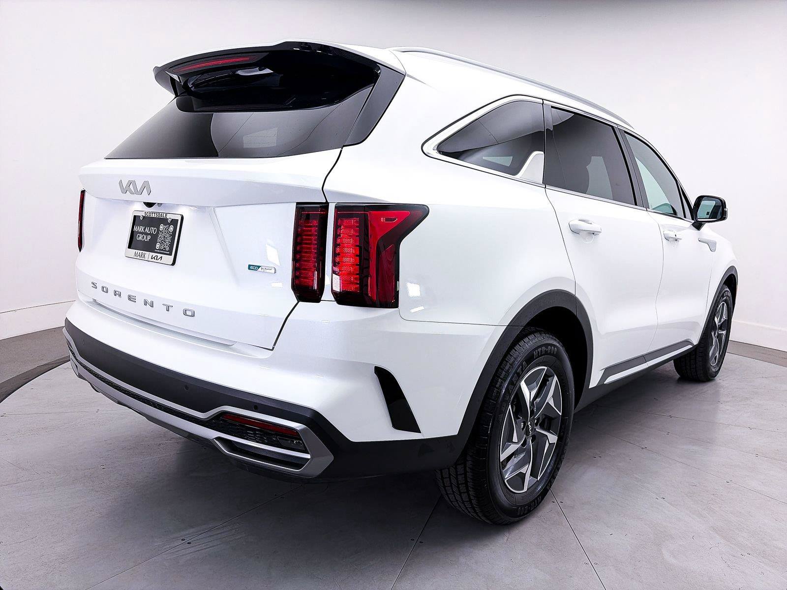 Used 2022 Kia Sorento S FWD image 16