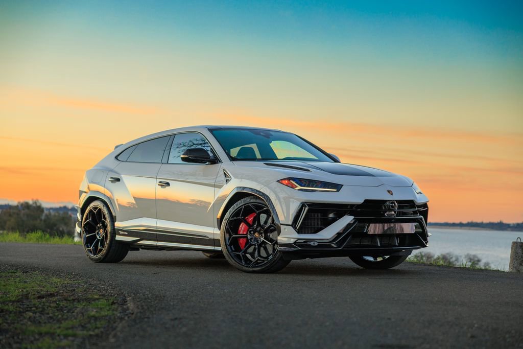 Used 2023 Lamborghini Urus Performante image 41