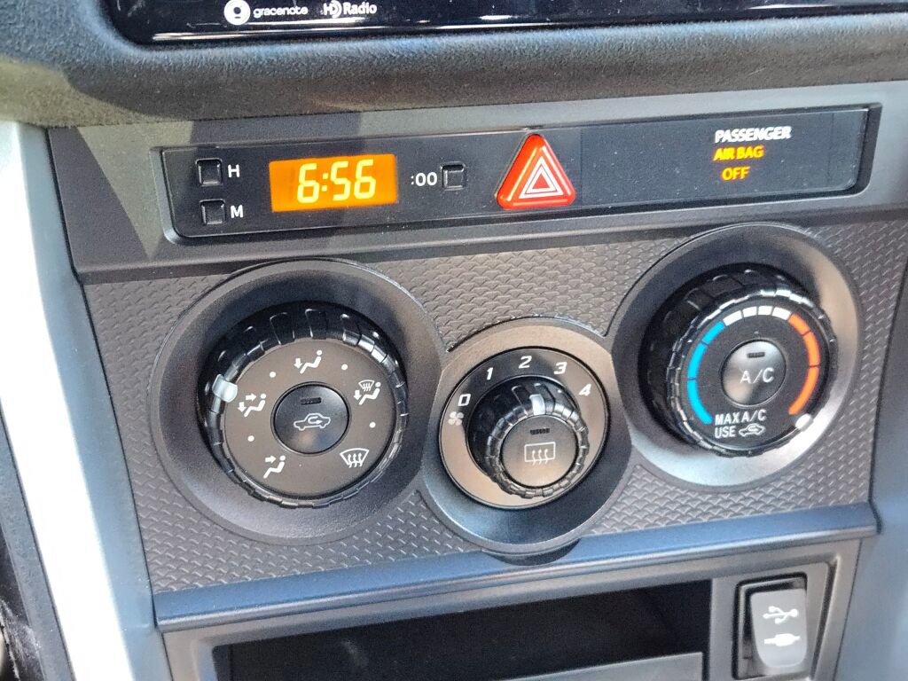 Used 2017 Toyota 86 image 18