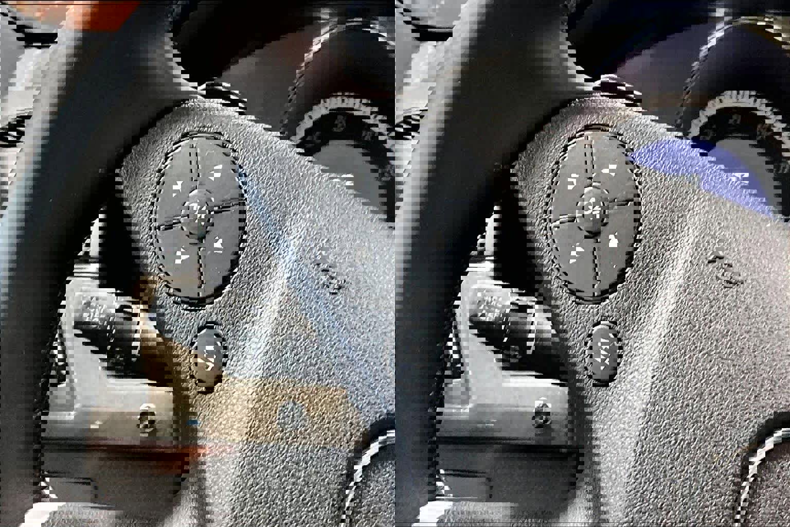 Used 2010 Mercedes-Benz E 350 4MATIC Sedan image 24