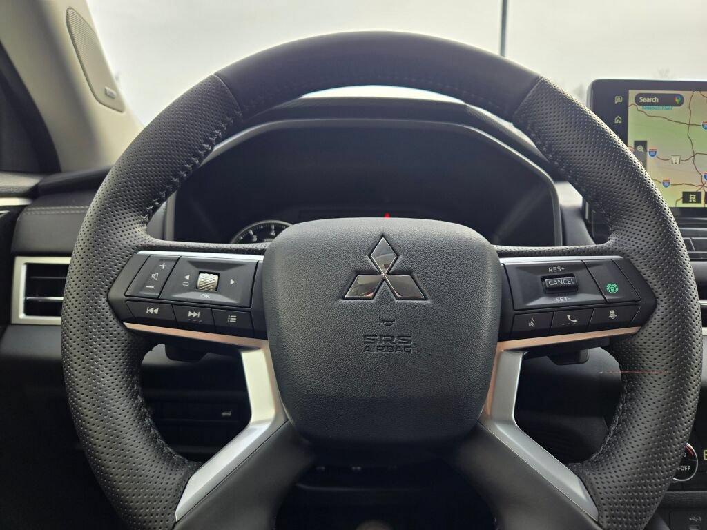 New 2026 Mitsubishi Outlander SEL AWD/4WD image 28