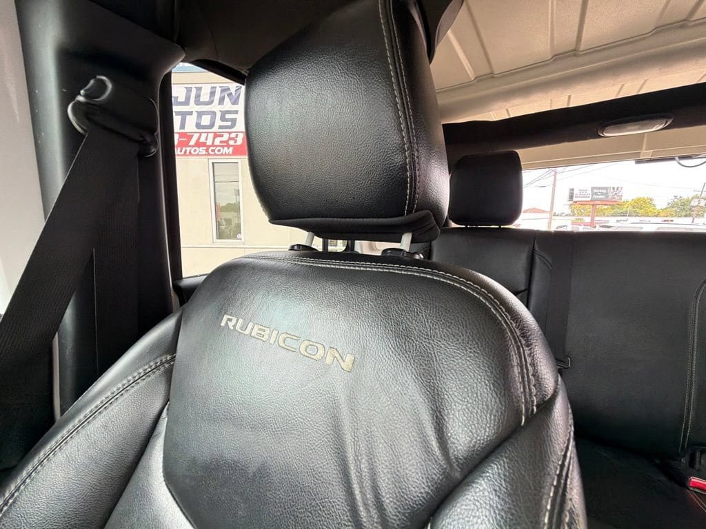 Used 2017 Jeep Wrangler Unlimited Rubicon AWD/4WD image 58