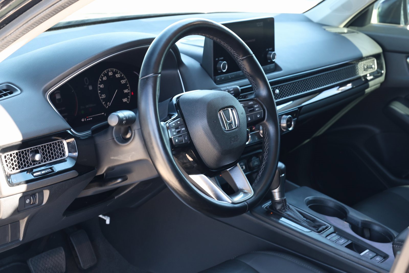 Used 2023 Honda Civic EX-L image 13