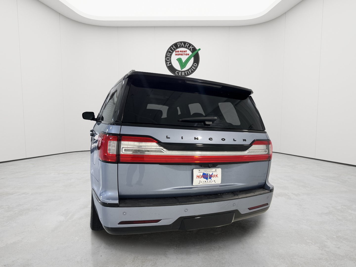 Used 2020 Lincoln Navigator Black Label AWD/4WD image 6