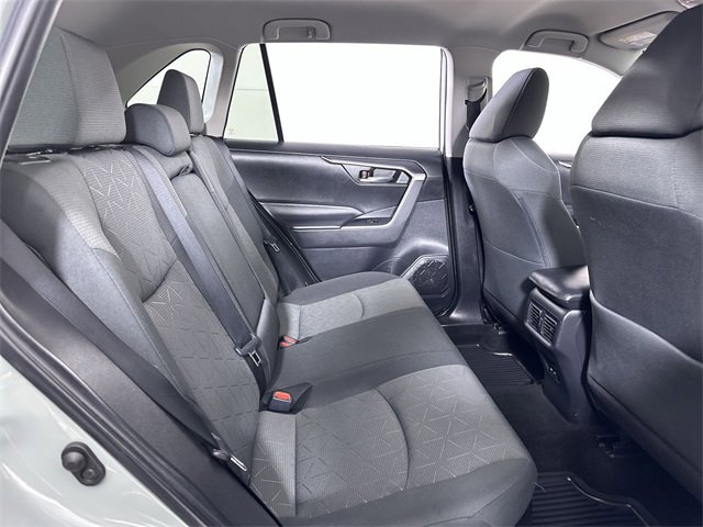 Used 2022 Toyota RAV4 XLE image 28