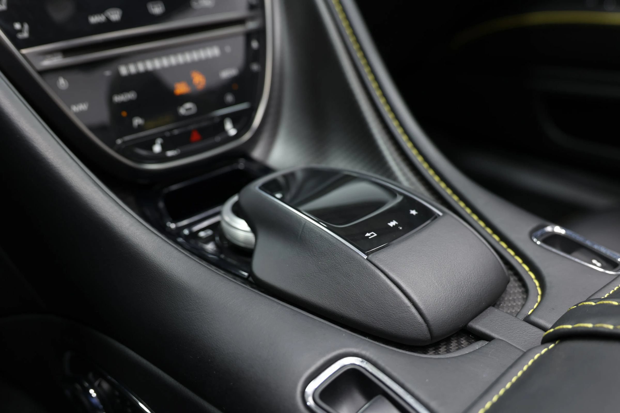 Used 2021 Aston Martin DBS Superleggera Volante RWD image 54
