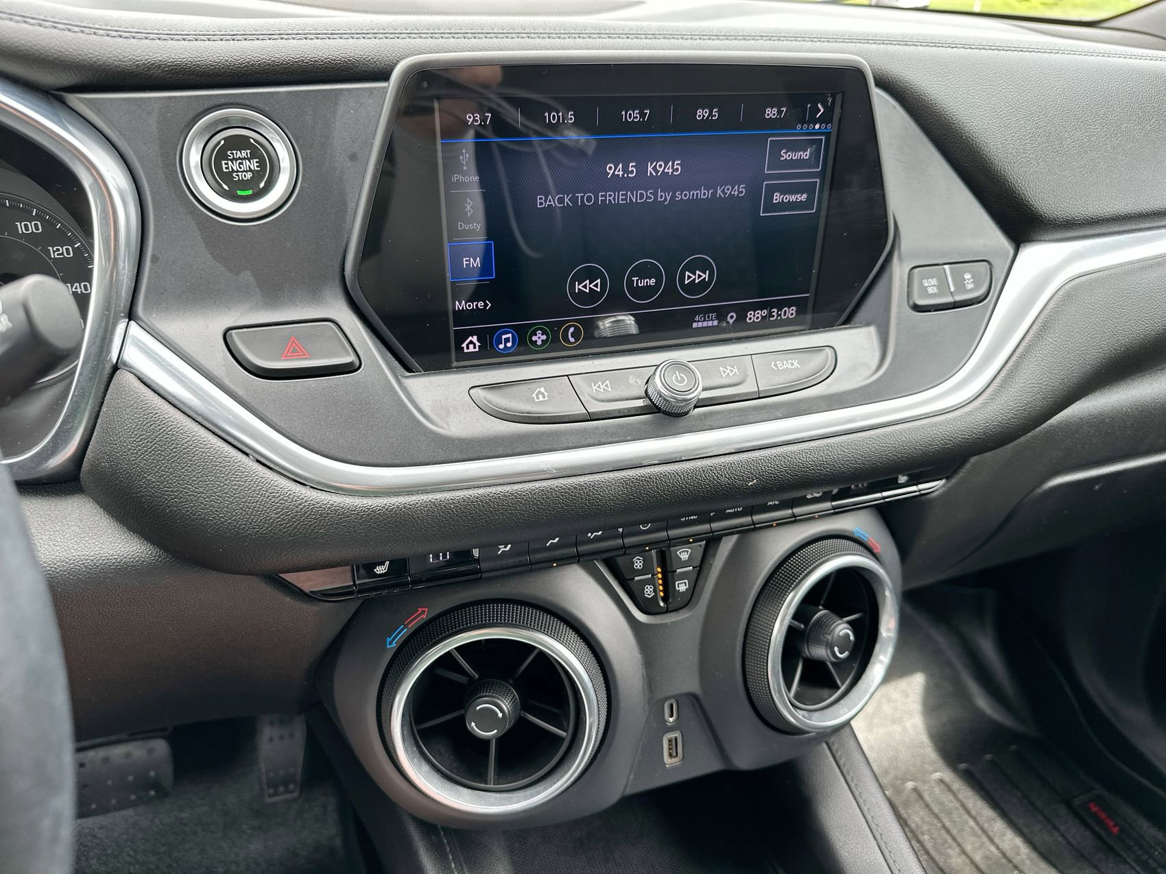 Used 2019 Chevrolet Blazer LT FWD image 16