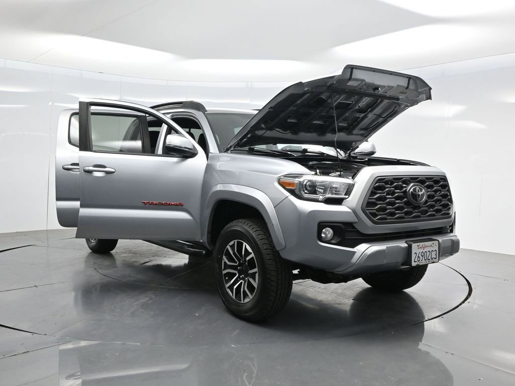 Used 2021 Toyota Tacoma TRD Sport w/ Technology Package AWD/4WD image 36