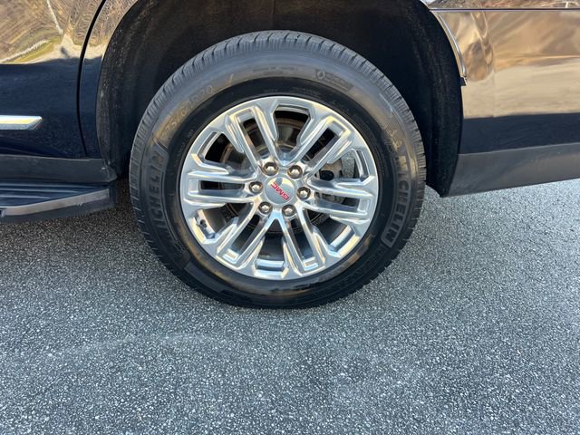 Used 2021 GMC Yukon SLT w/ SLT Premium Package image 39