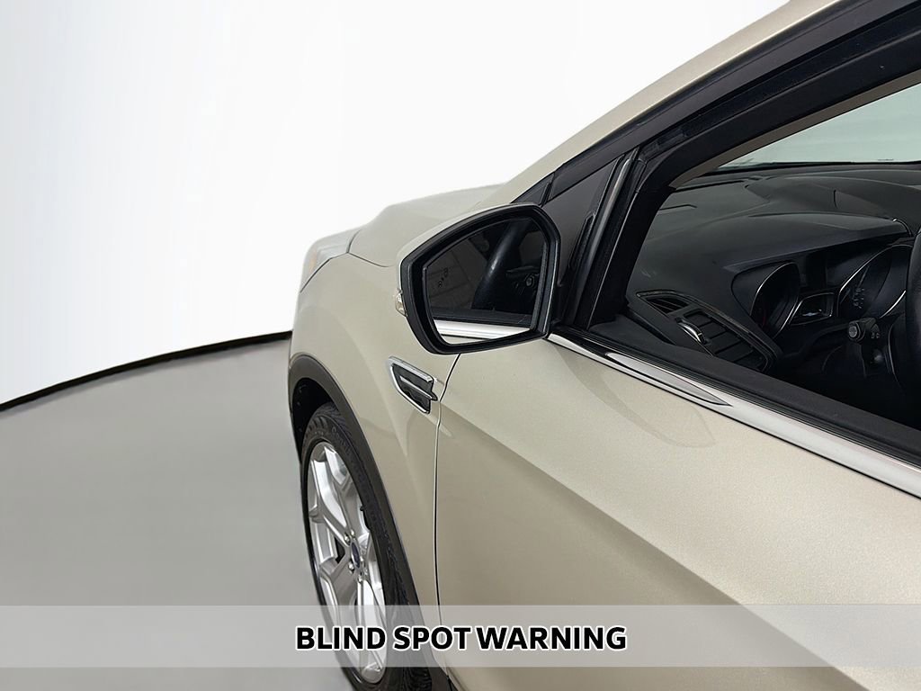 Used 2017 Ford Escape Titanium w/ Equipment Group 301A image 5