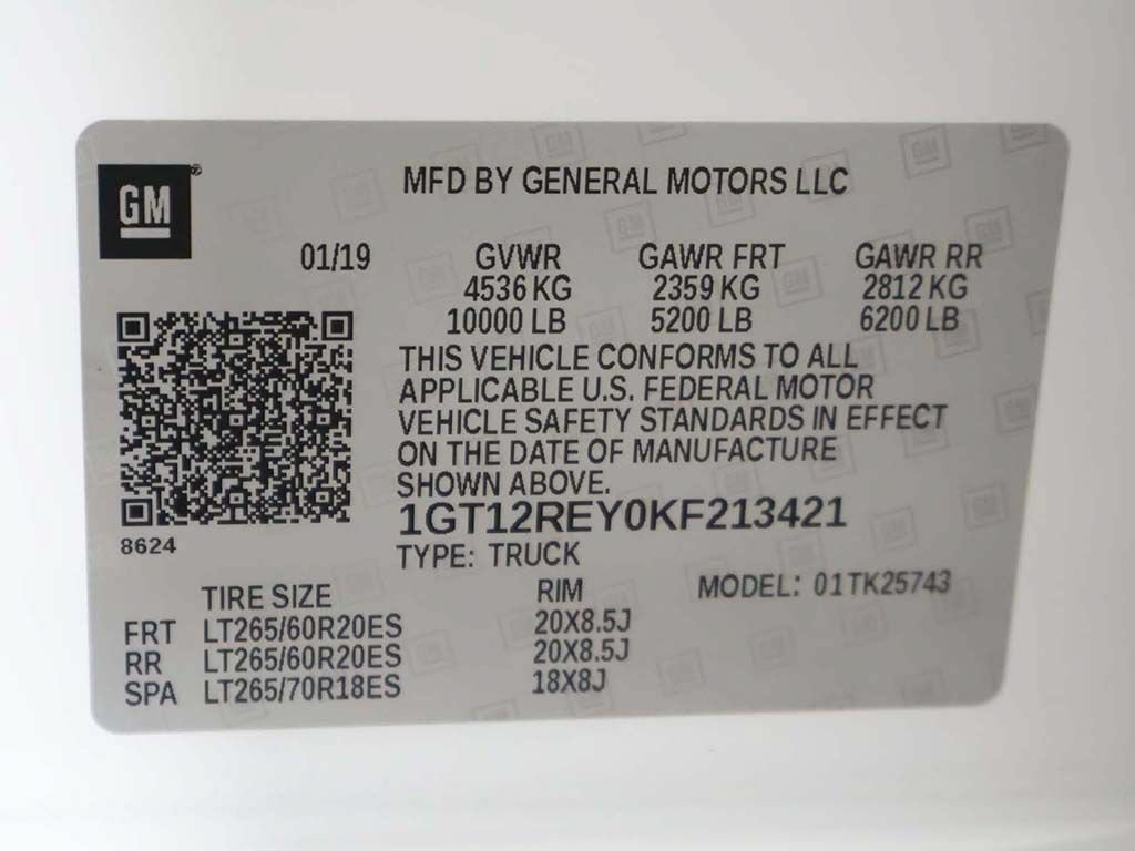 Used 2019 GMC Sierra 2500 SLT w/ Duramax Plus Package AWD/4WD image 49