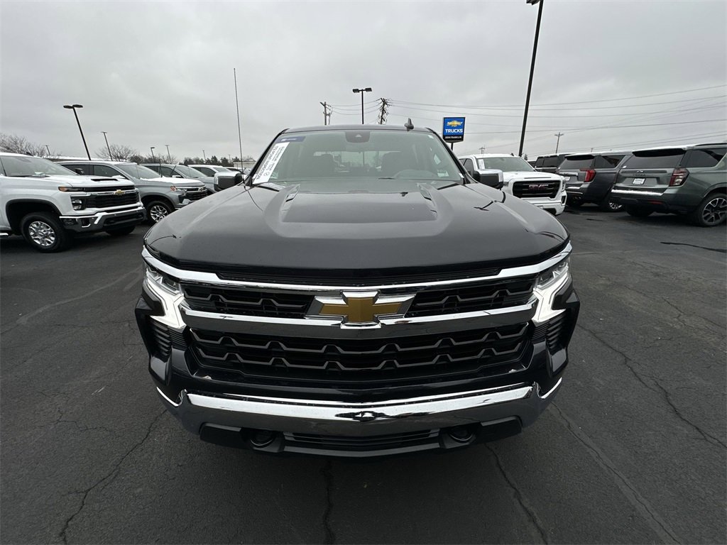 Used 2024 Chevrolet Silverado 1500 LT image 24