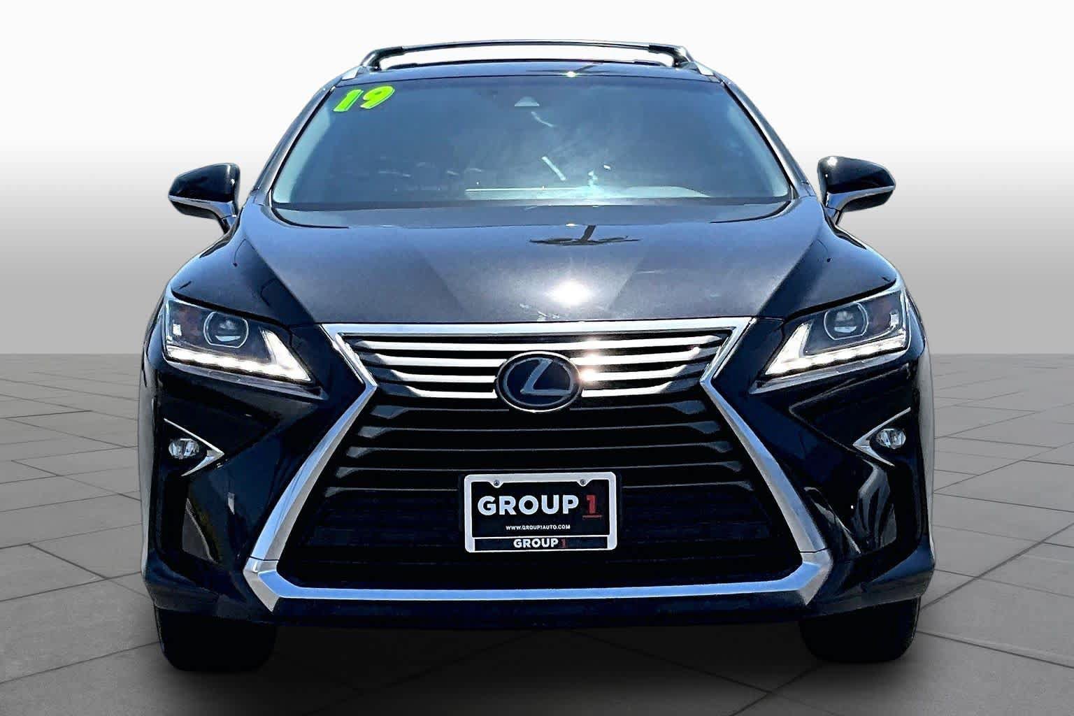 Used 2019 Lexus RX 350 AWD w/ Navigation Package image 3