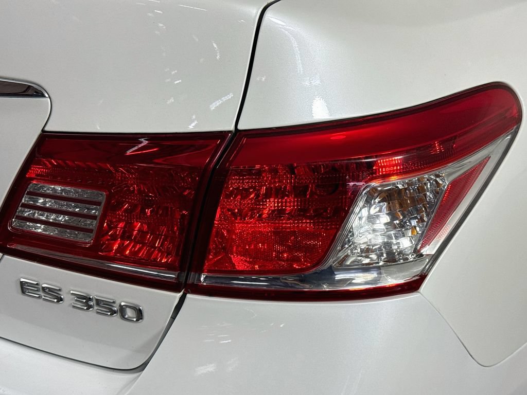 Used 2012 Lexus ES 350 FWD image 32