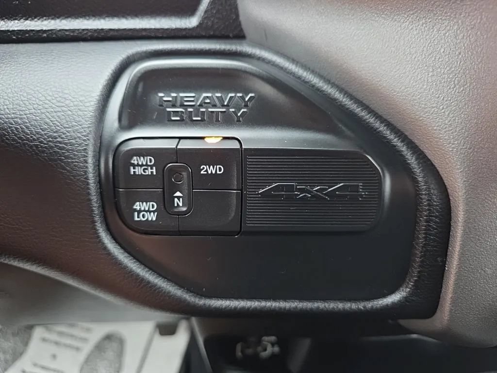Used 2021 RAM 3500 Big Horn w/ Level 2 Equipment Group AWD/4WD image 30