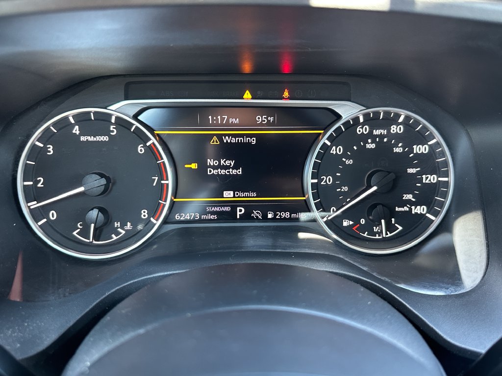 Used 2024 Nissan Rogue S FWD image 25