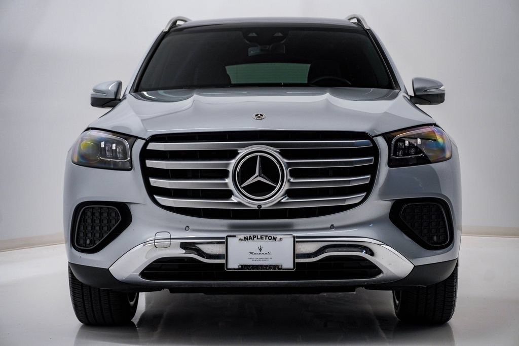 Used 2025 Mercedes-Benz GLS 450 4MATIC image 5