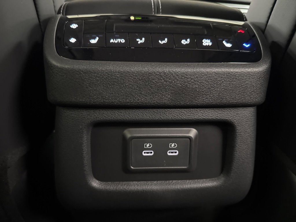 New 2026 INFINITI QX60 Luxe w/ Family Package image 33